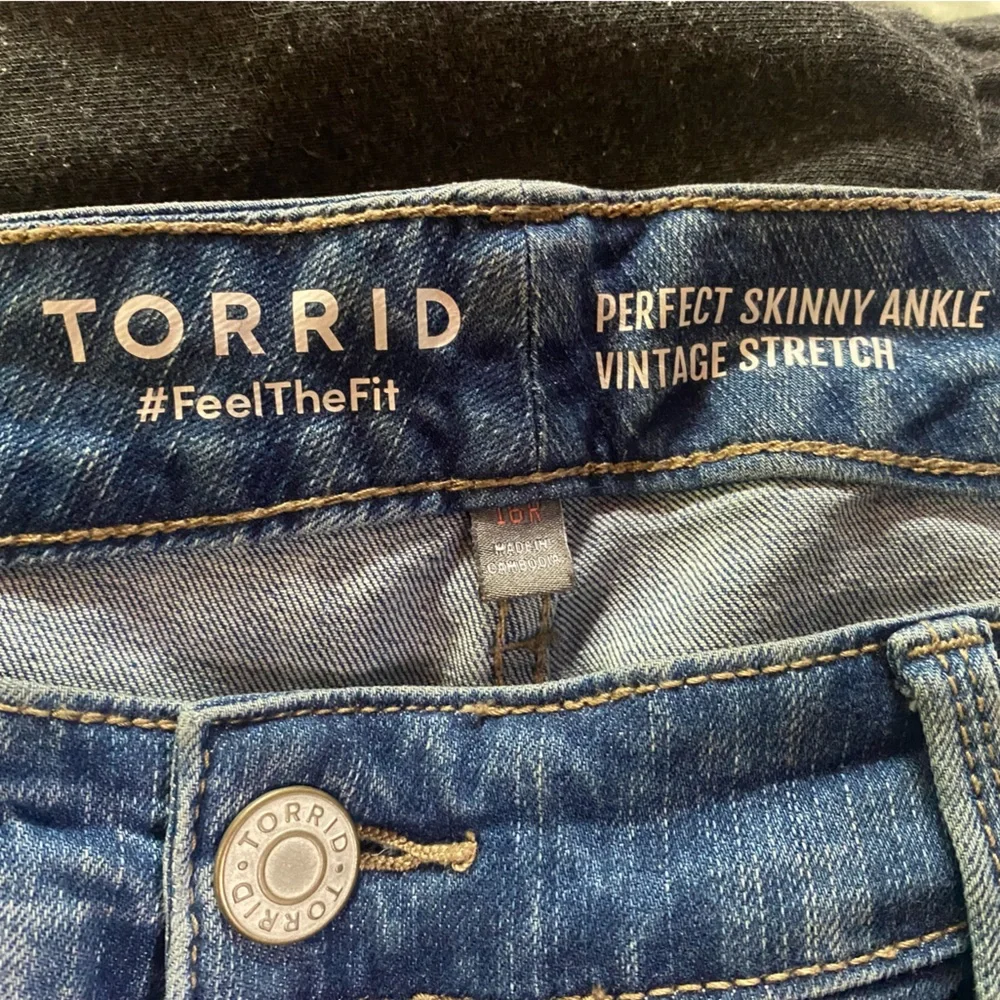 Torrid Blue Women’s Jeans Perfect Skinny Ankle Vintage Stretch 16R - Picture 3 of 5